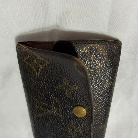 Louis Vuitton Monogram Coated Canvas Key Cles - Picture 7 of 11